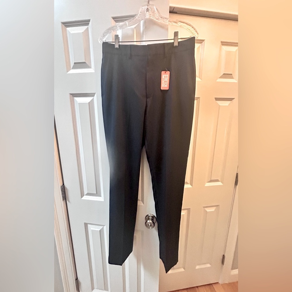 Dockers slim fit performance dress pant, navy blue, new w/ tags, 34W x 32L